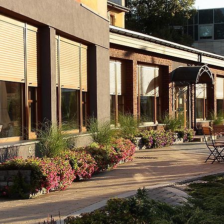 Hotel Spichlerz Lubawa Exteriör bild